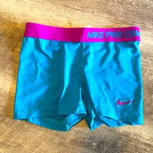 Nike spandex